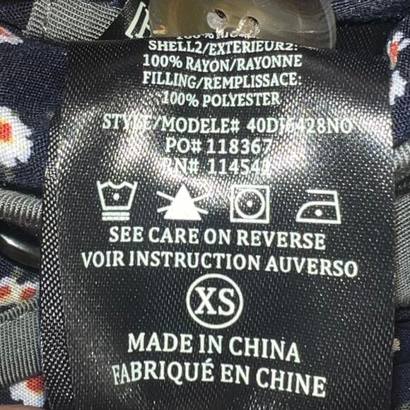 BLANKNYC Reversible Quilted Jacket XS Olive Navy Ditsy Floral Boxy Button Front - Picture 12 of 16